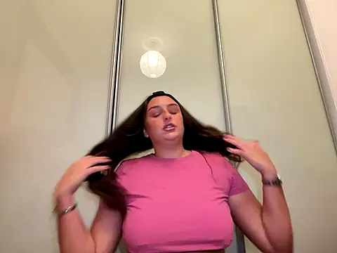 Playfulvixen25 online show from October 1, 11:33 pm