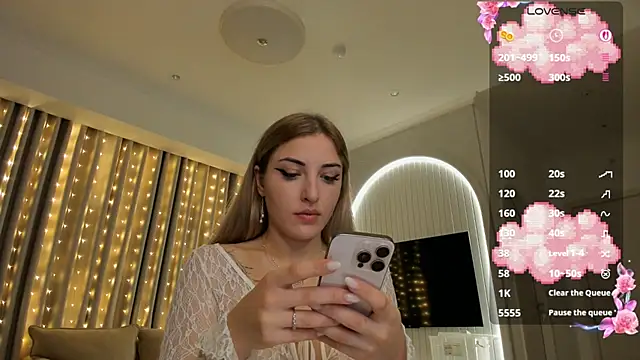 Snapshot of AmyVilvet_ chatting on May 31, 7:26 pm AmyVilvet online show from May 31, 7:26 pm