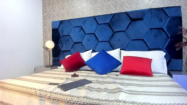 Snapshot of Angelina_Roa chatting on November 29, 3:48 pm Angelina Roa online show from November 29, 3:48 pm