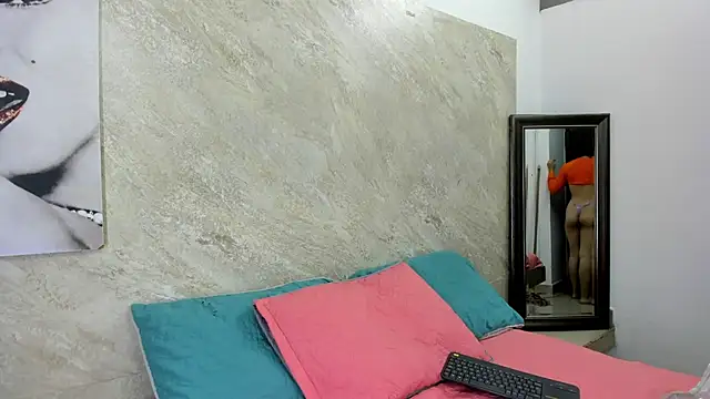 Chanel-munoz online show from November 25, 1:49 am