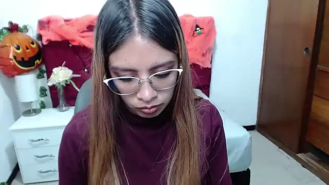 Snapshot of candy_antonella93 chatting on October 22, 7:35 pm candy antonella93 online show from October 22, 7:35 pm
