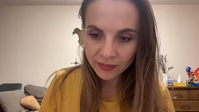 AnnieLove7722 online show from October 29, 9:38 pm