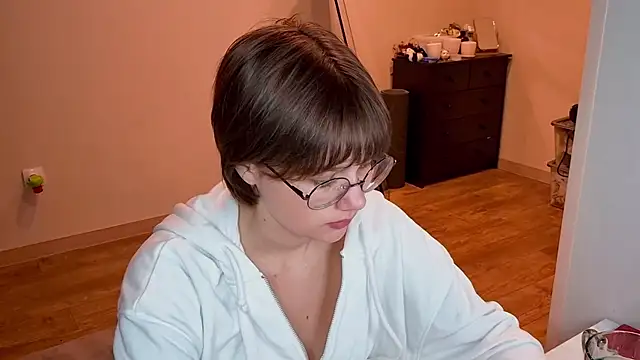 Snapshot of ExitedTroth chatting on July 20, 6:43 pm ExitedTroth online show from July 20, 6:43 pm