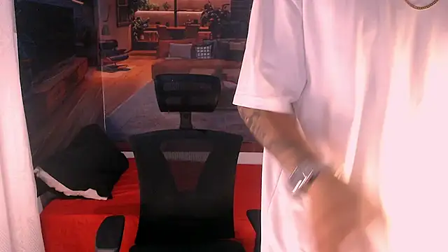 RomeoMillerr online show from December 4, 7:11 pm