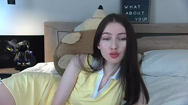 Snapshot of AnaMoonlight chatting on June 13, 12:25 pm AnaMoonlight online show from June 13, 12:25 pm
