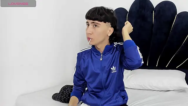 XaanderGrey online show from December 20, 6:48 pm