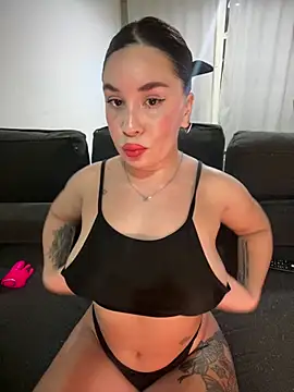 Snapshot of Belubel chatting on May 19, 3:24 am Belubel online show from May 19, 3:24 am