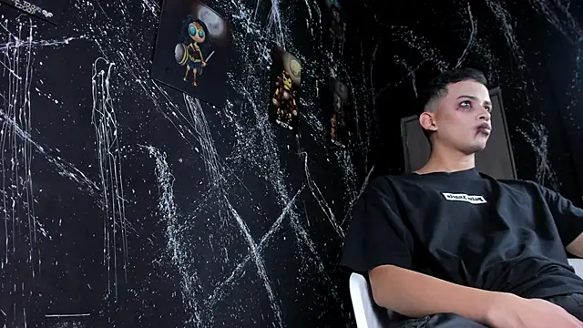 JuanSixx online show from October 29, 8:43 pm