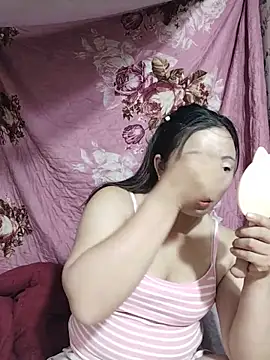 Snapshot of zhen-zo chatting on June 18, 5:51 am zhen-zo online show from June 18, 5:51 am