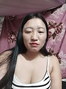 Snapshot of zhen-zo chatting on June 24, 11:04 pm zhen-zo online show from June 24, 11:04 pm
