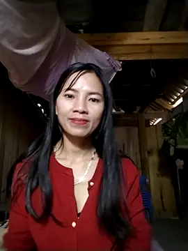 Snapshot of lmc-zz chatting on November 16, 2:39 am lmc-zz online show from November 16, 2:39 am