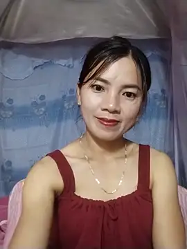 Snapshot of lmc-zz chatting on May 17, 1:29 pm lmc-zz online show from May 17, 1:29 pm