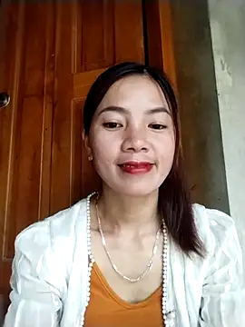Snapshot of lmc-zz chatting on May 24, 1:32 am lmc-zz online show from May 24, 1:32 am
