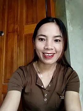 Snapshot of lmc-zz chatting on June 23, 1:14 am lmc-zz online show from June 23, 1:14 am