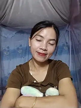 Snapshot of lmc-zz chatting on July 3, 12:55 pm lmc-zz online show from July 3, 12:55 pm