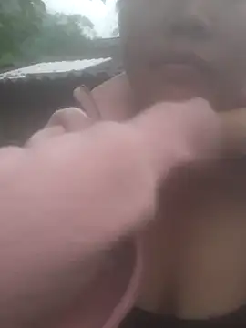 Snapshot of bree-zz chatting on November 11, 11:49 pm bree-zz online show from November 11, 11:49 pm