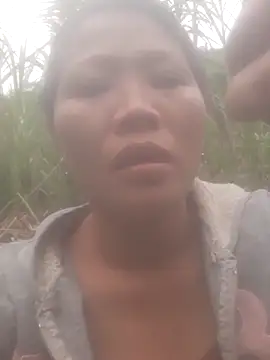 Snapshot of bree-zz chatting on November 20, 8:47 am bree-zz online show from November 20, 8:47 am