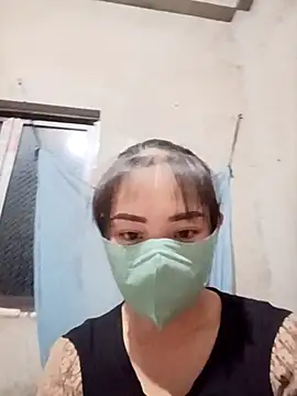 Snapshot of bree-zz chatting on November 27, 11:56 am bree-zz online show from November 27, 11:56 am