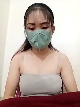 Snapshot of bree-zz chatting on November 28, 12:46 am bree-zz online show from November 28, 12:46 am