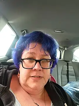 violentviolet68 online show from January 9, 5:37 pm