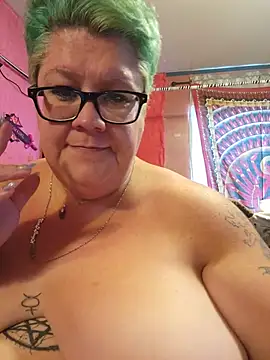 violentviolet68 online show from July 15, 7:41 pm