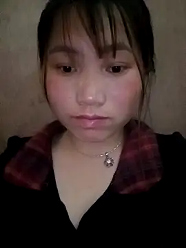 min-xinh online show from February 15, 8:57 am