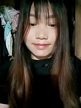 min-xinh online show from March 11, 10:05 pm