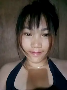 min-xinh online show from April 28, 9:53 pm