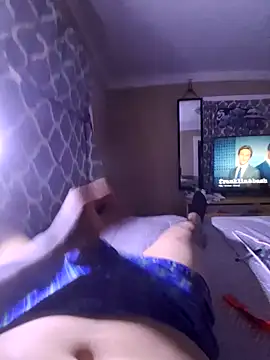 Snapshot of itsJrivera24 chatting on October 8, 2:53 am itsJrivera24 online show from October 8, 2:53 am