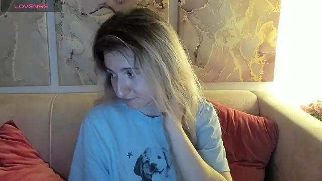 CamillaDreamer online show from May 2, 10:48 pm