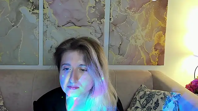 Snapshot of CamillaDreamer chatting on May 29, 11:47 pm CamillaDreamer online show from May 29, 11:47 pm