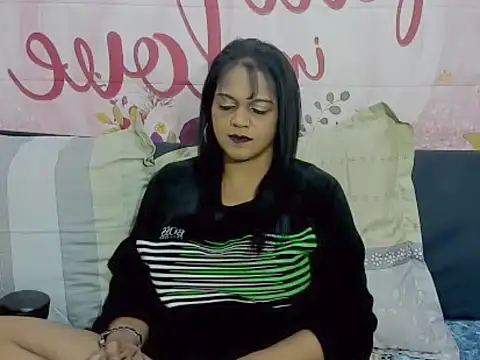 Snapshot of indianswtbella chatting on November 15, 4:54 am indianswtbella online show from November 15, 4:54 am