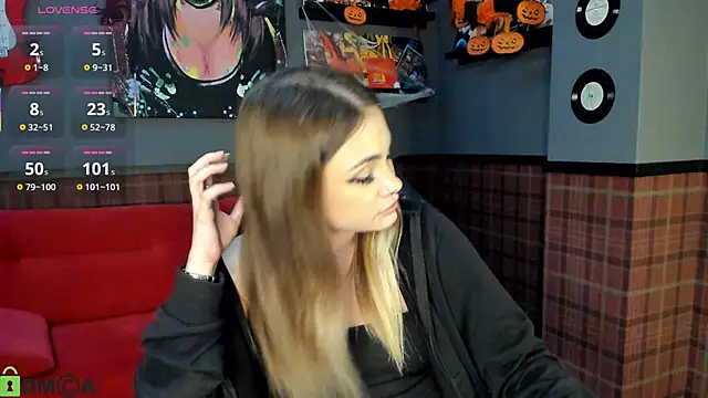 KarinaBroks online show from October 30, 3:24 pm