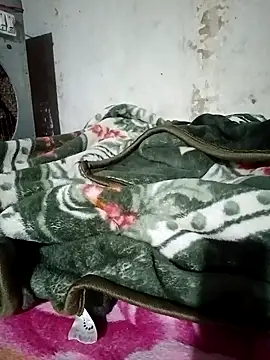 Snapshot of Lona2525 chatting on February 28, 6:31 pm Lona2525 online show from February 28, 6:31 pm