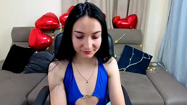 Emilly  Grey online show from February 11, 7:08 pm