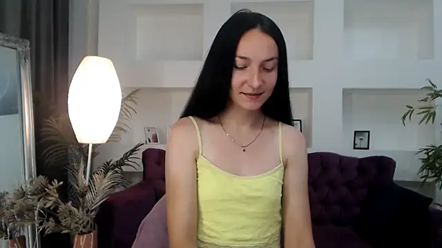 Emilly  Grey online show from June 24, 5:56 pm