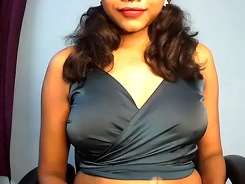 PAYARI PURVI online show from October 24, 7:10 pm