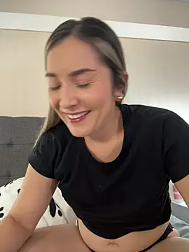 Mariana gom online show from February 18, 2:13 pm