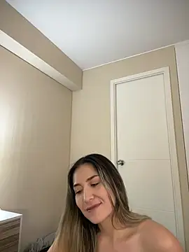 Snapshot of Mariana_gom chatting on June 9, 12:39 pm Mariana gom online show from June 9, 12:39 pm