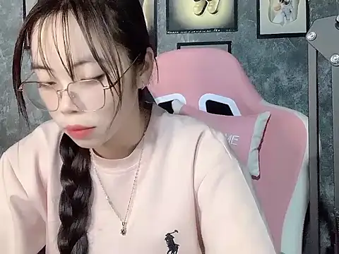 Ellie039 online show from October 17, 2:52 pm