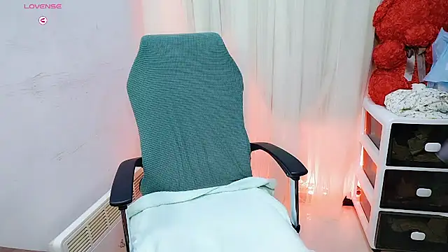 NEWONETO online show from October 29, 9:11 am