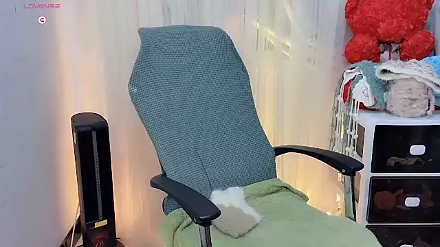 NEWONETO online show from November 21, 9:19 am