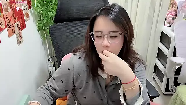 NEWONETO online show from February 28, 12:28 pm