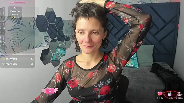 Valery More   online show from February 11, 2:11 pm