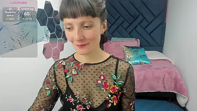 Valery More   online show from March 14, 8:14 pm