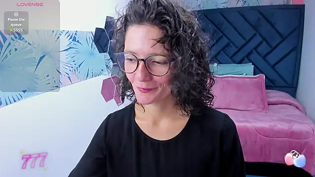 Valery More   online show from April 30, 1:39 pm