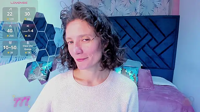 Snapshot of Valery_More__ chatting on May 16, 2:05 pm Valery More online show from May 16, 2:05 pm