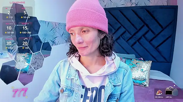 Snapshot of Valery_More__ chatting on May 21, 1:07 pm Valery More online show from May 21, 1:07 pm
