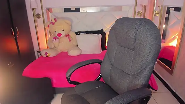 i kristi online show from March 13, 8:37 pm