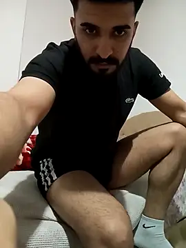 Snapshot of mehmets27 chatting on October 12, 8:30 pm mehmets27 online show from October 12, 8:30 pm